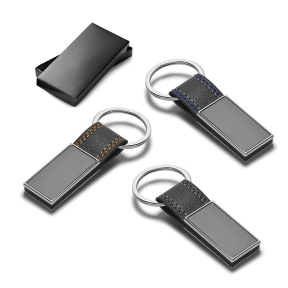 BALE. Metal and PU keyring
