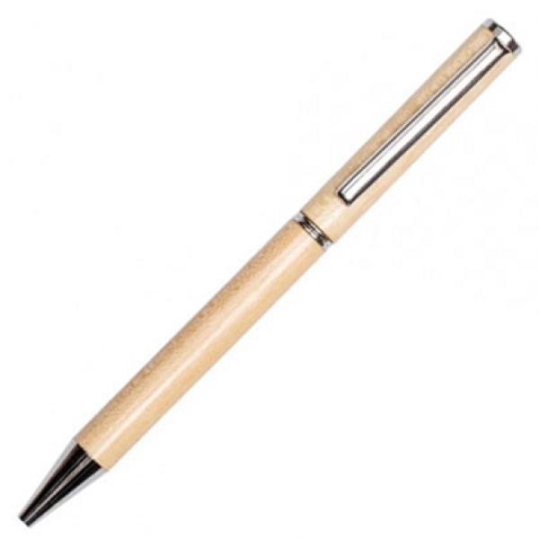 Wooden pen Heywood