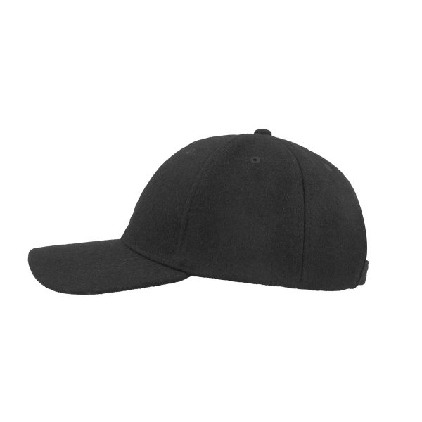 "CLUB" hat