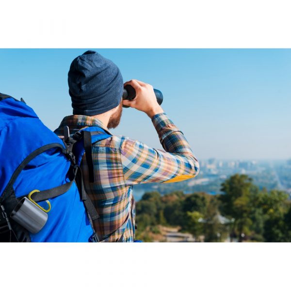 Travel mug with carabiner