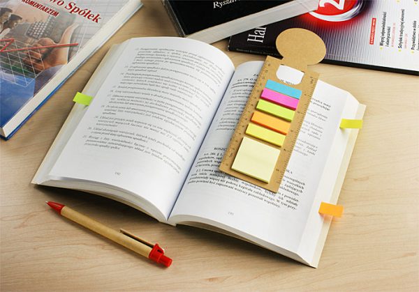 Bookmark with sticky notes BC17542