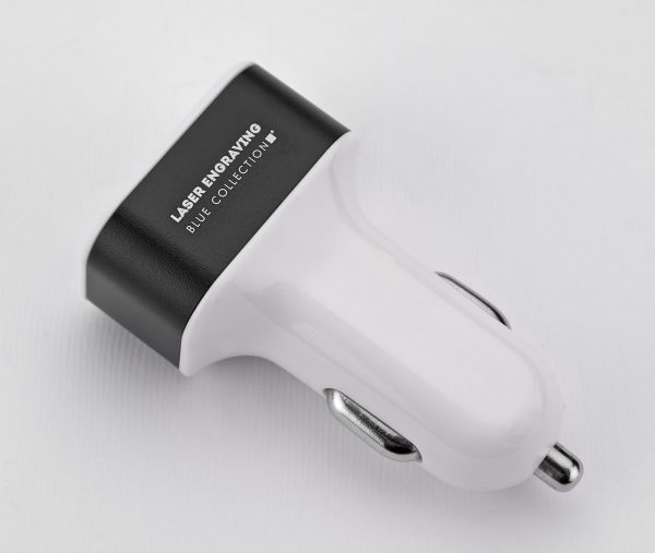 Car charger BC09098