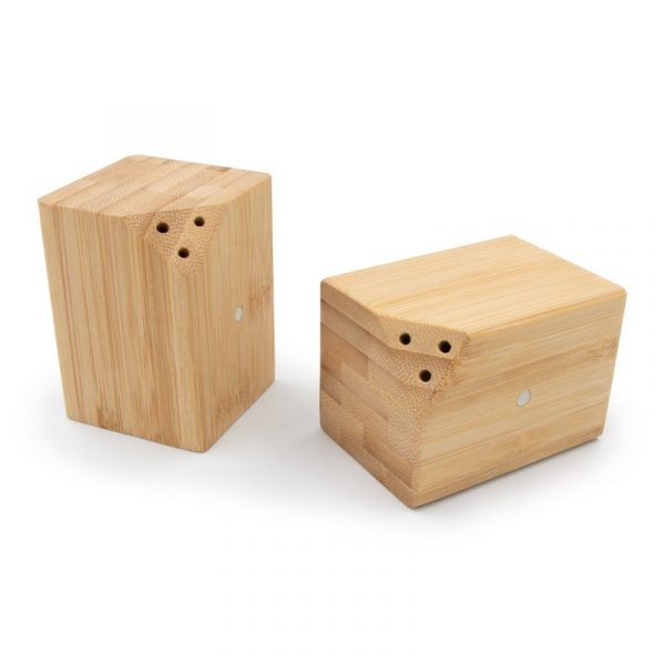 Salt and Pepper set V7236