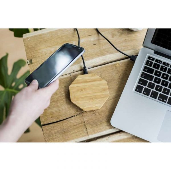 Bamboo wireless charger V0330