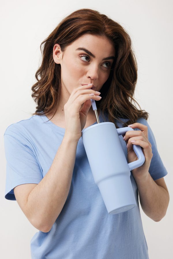 Mug with straw P437.30
